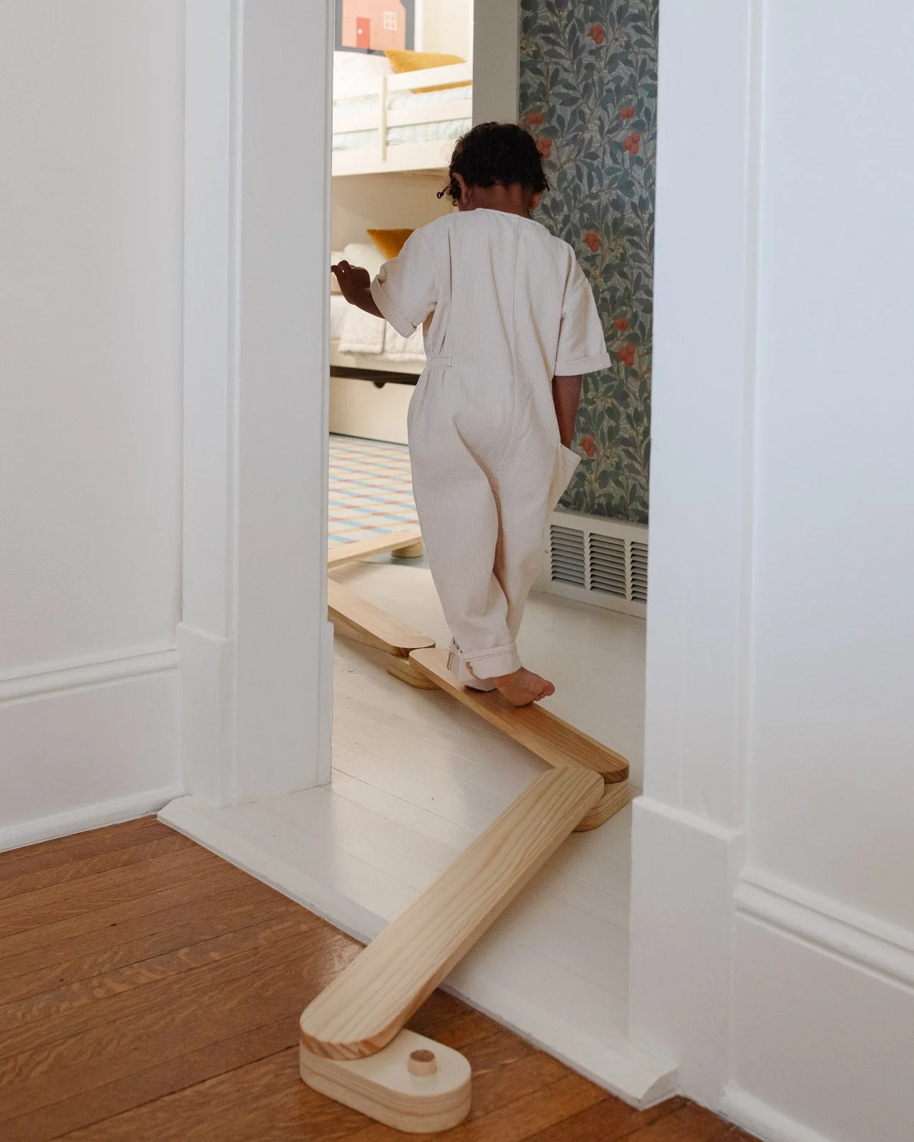 Piccalio Acrobat | Balance Beam - Pine - Image 3