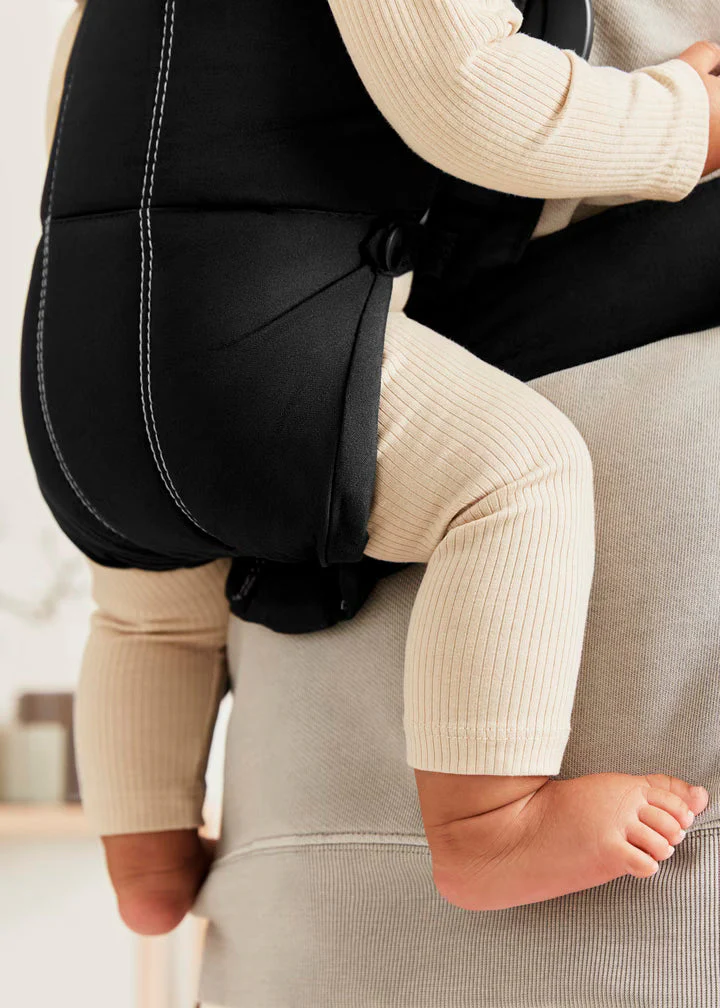 BabyBjörn Baby Carrier Mini - Image 7