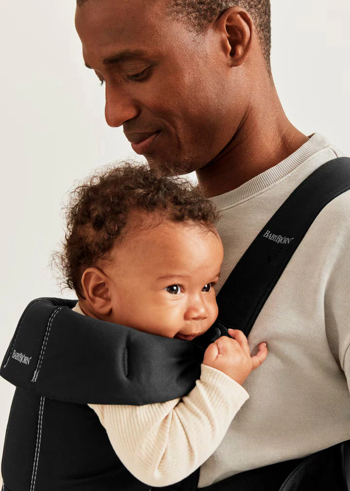 BabyBjörn Baby Carrier Mini - Image 9