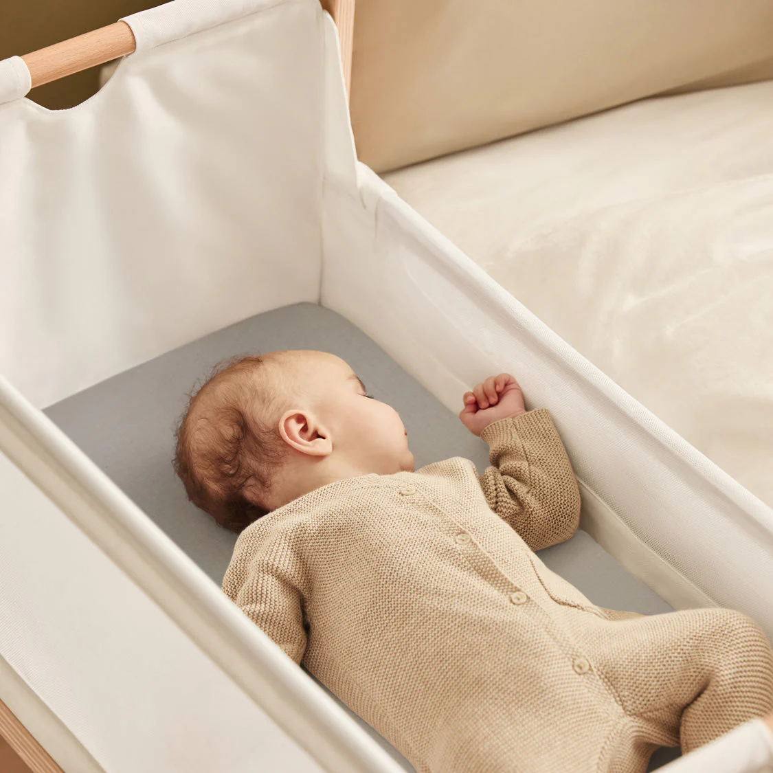 Snuz Bassinet 2 Pack Fitted Sheets - Gray - Image 3