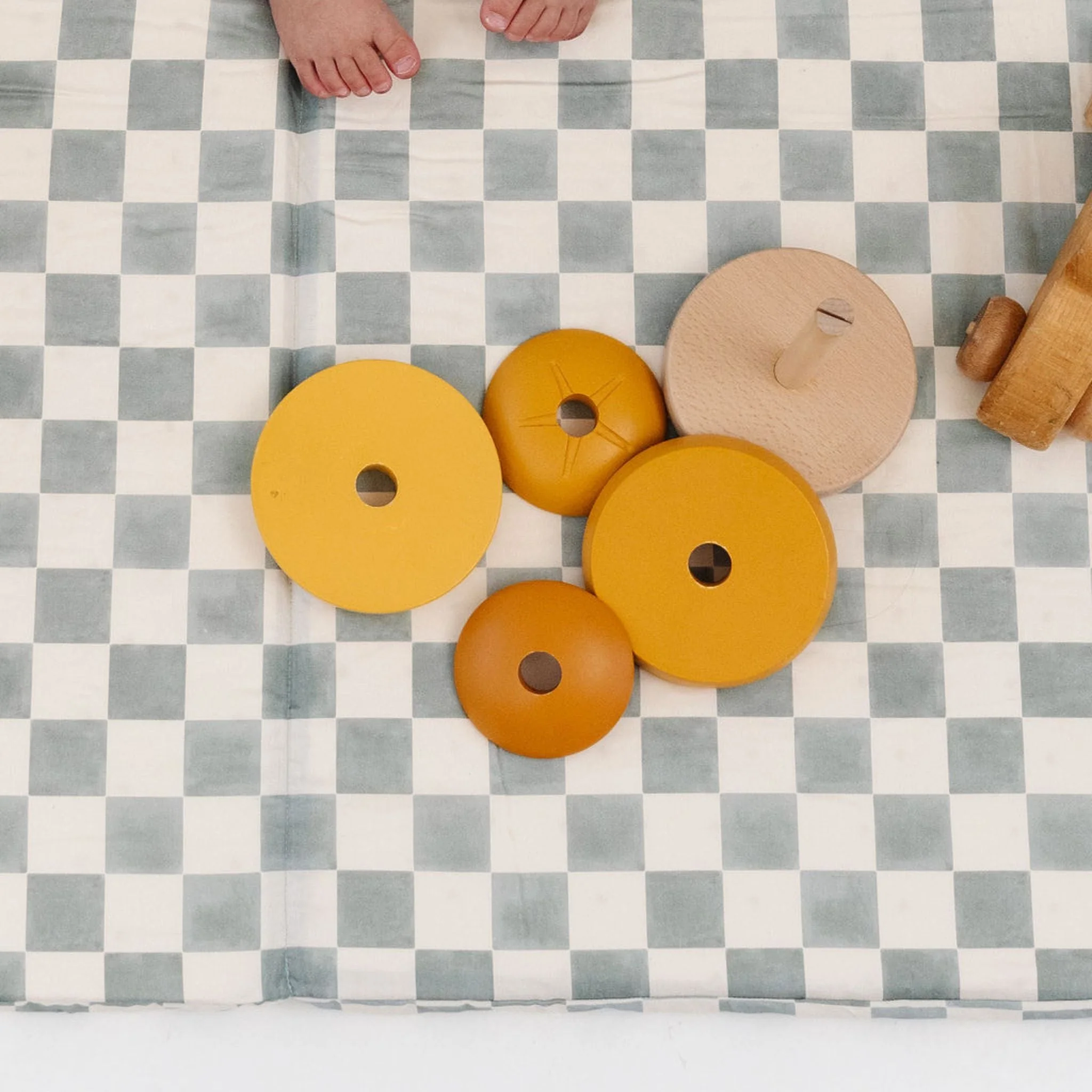 Toki Kids Checker Matcha Organic Cotton Mat - Image 4