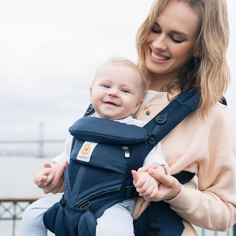 Ergobaby Omni Classic Cotton Carrier - Image 5