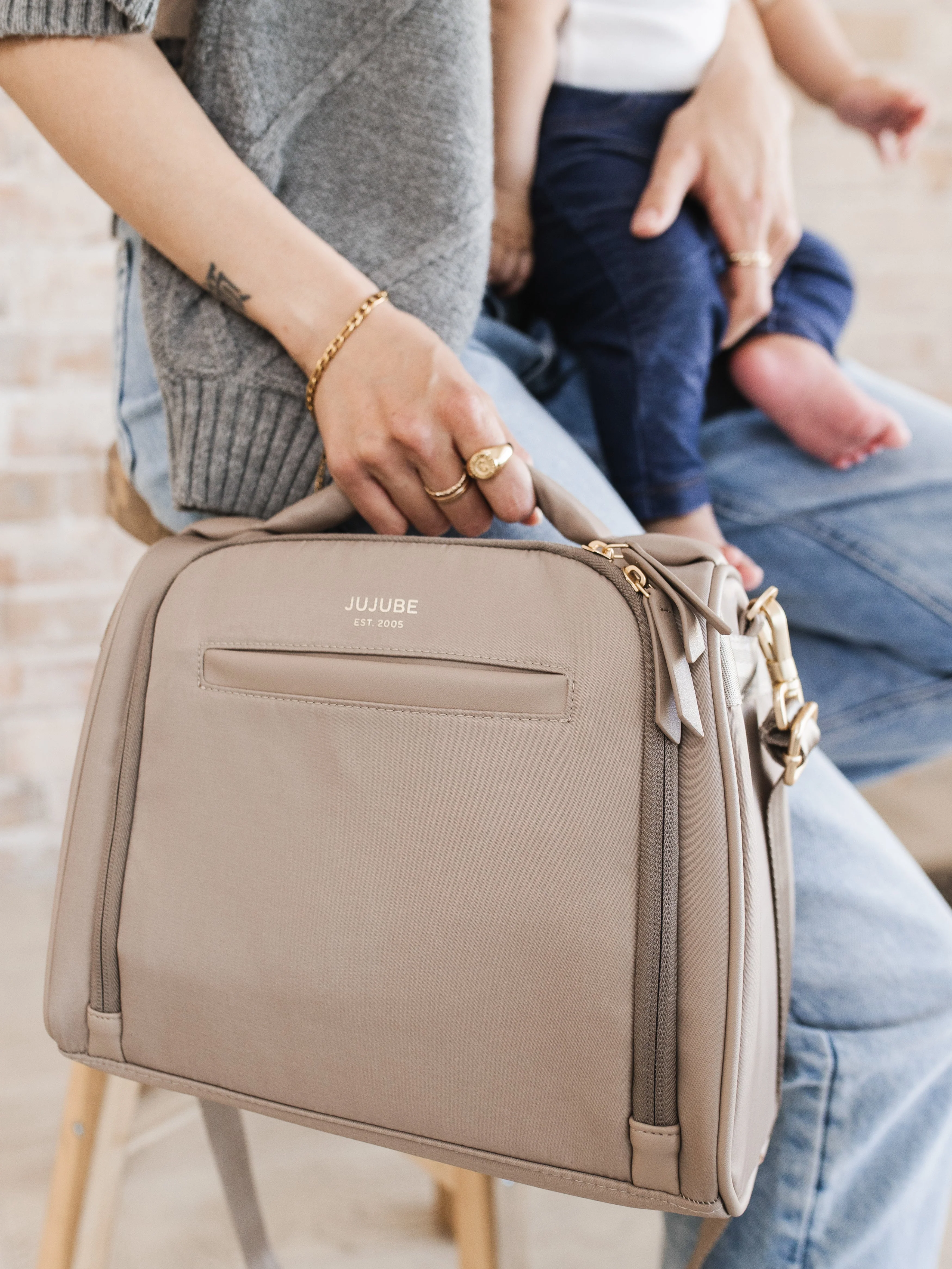JuJuBe Insulated Bottle Bag - Taupe - Image 8