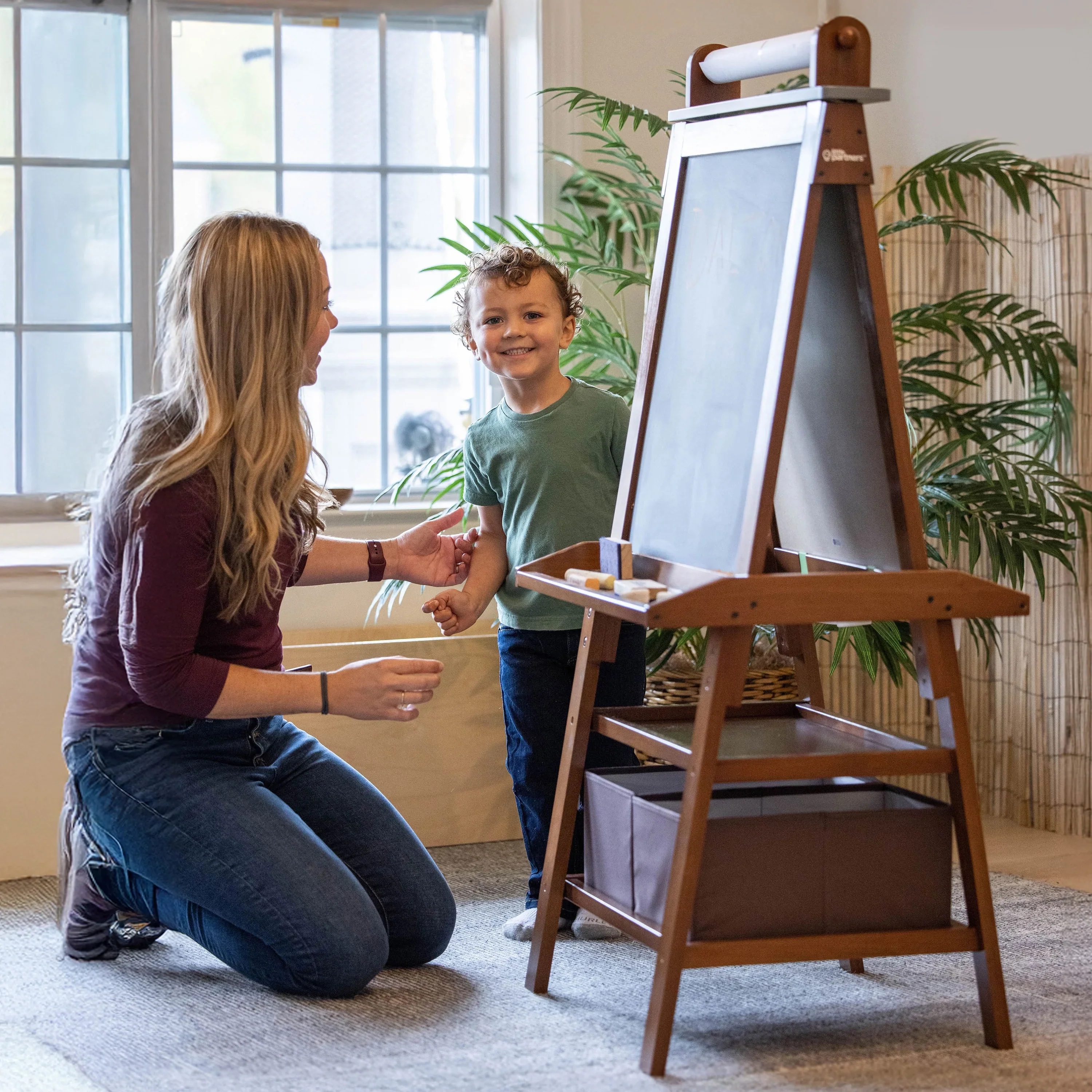 Little Partners Deluxe Learn & Play Art Center - Image 18