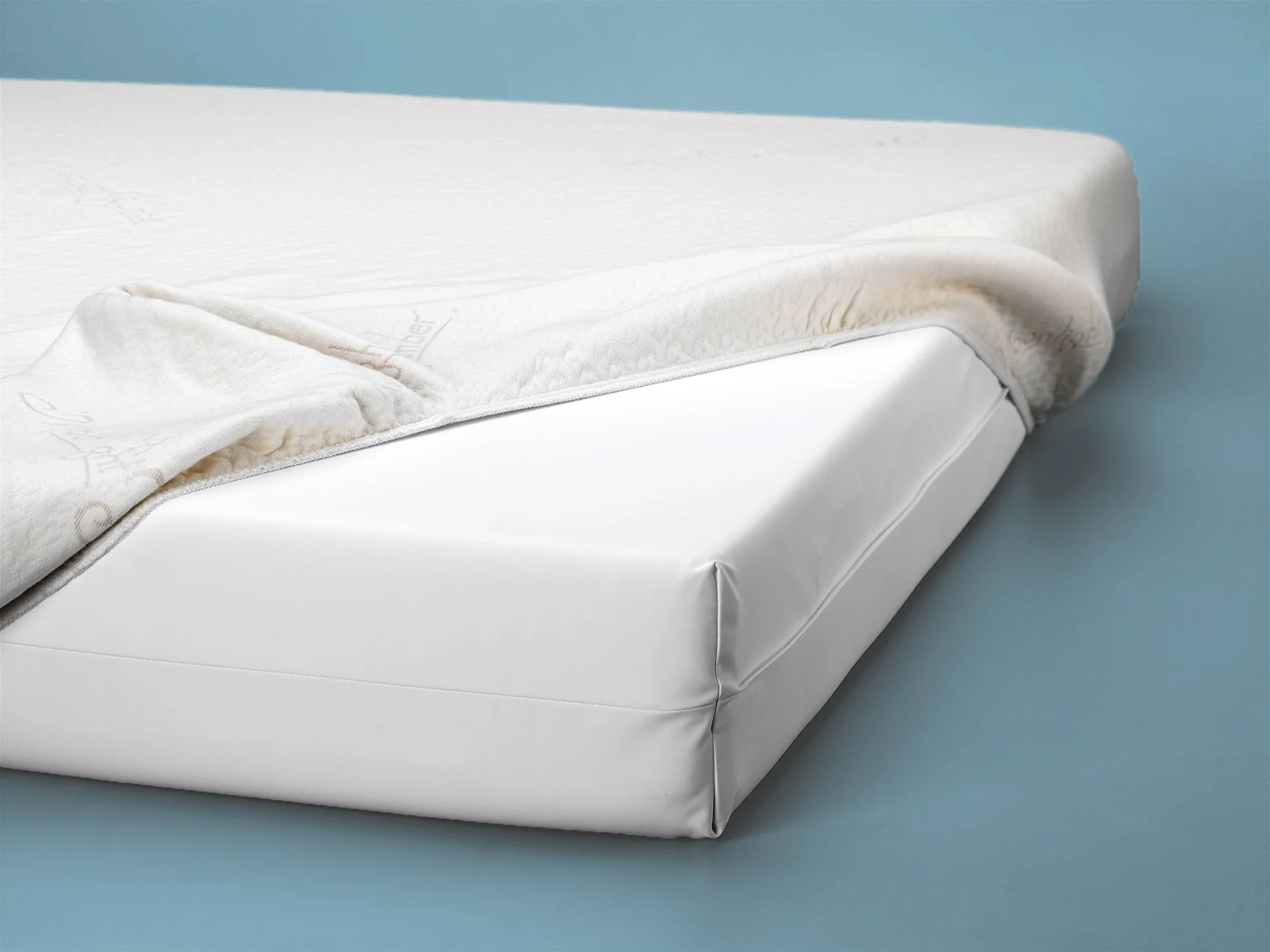 Moonlight Slumber Mini Crib Little Dreamer Mattress Cover - Image 5