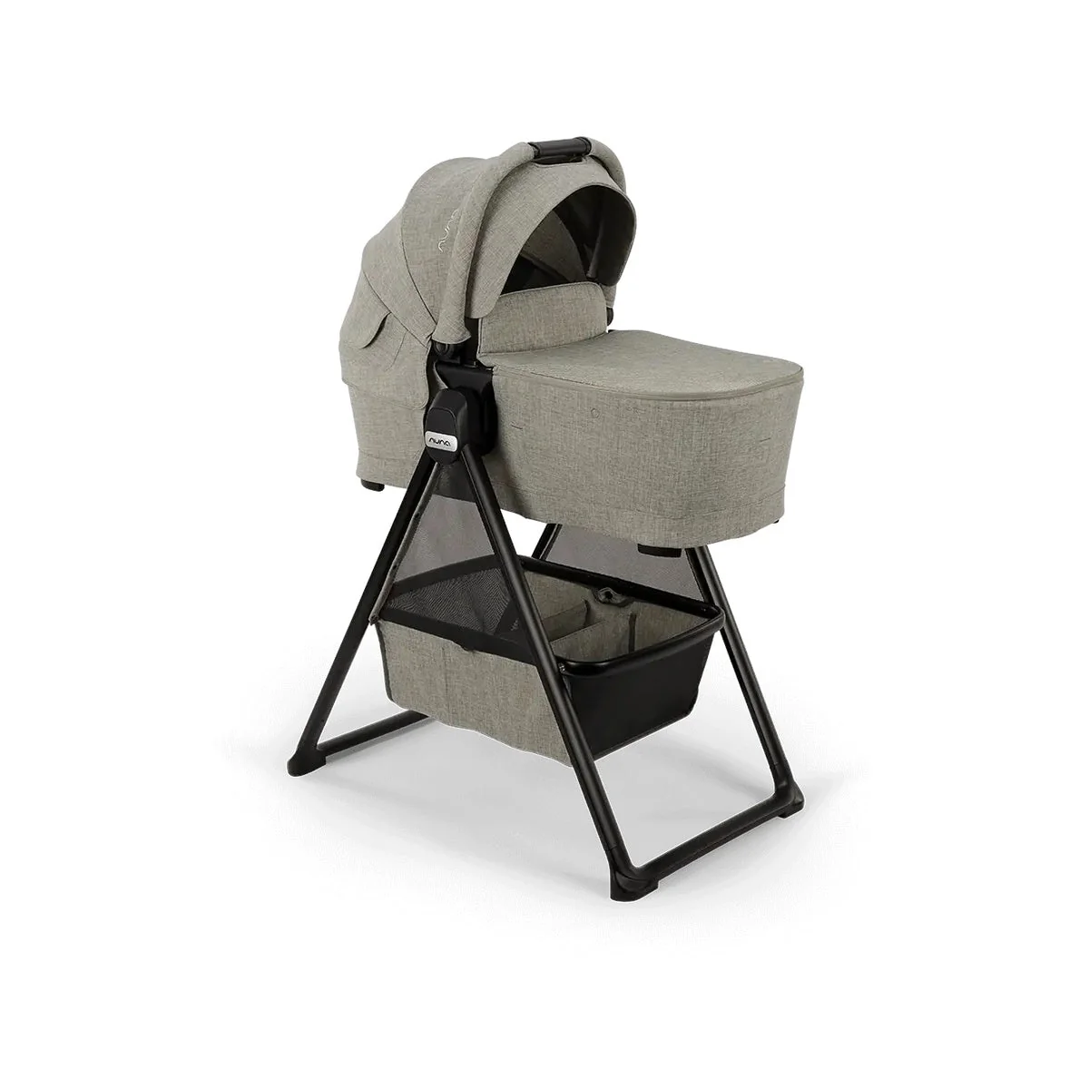 Nuna SWIV & TRIV series bassinet + stand BMW Collection - Image 3