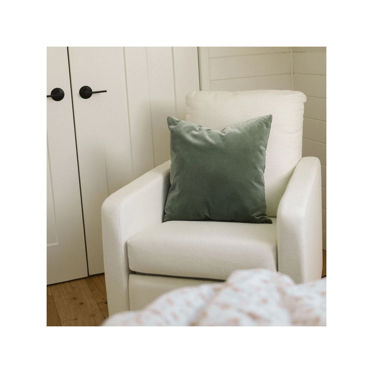 Oilo Drew Manual Recliner - Image 56