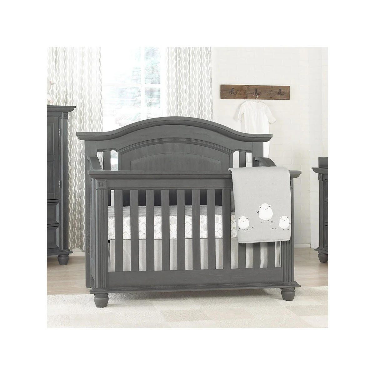 Oxford Baby London Lane 4 in 1 Convertible Crib - Image 20