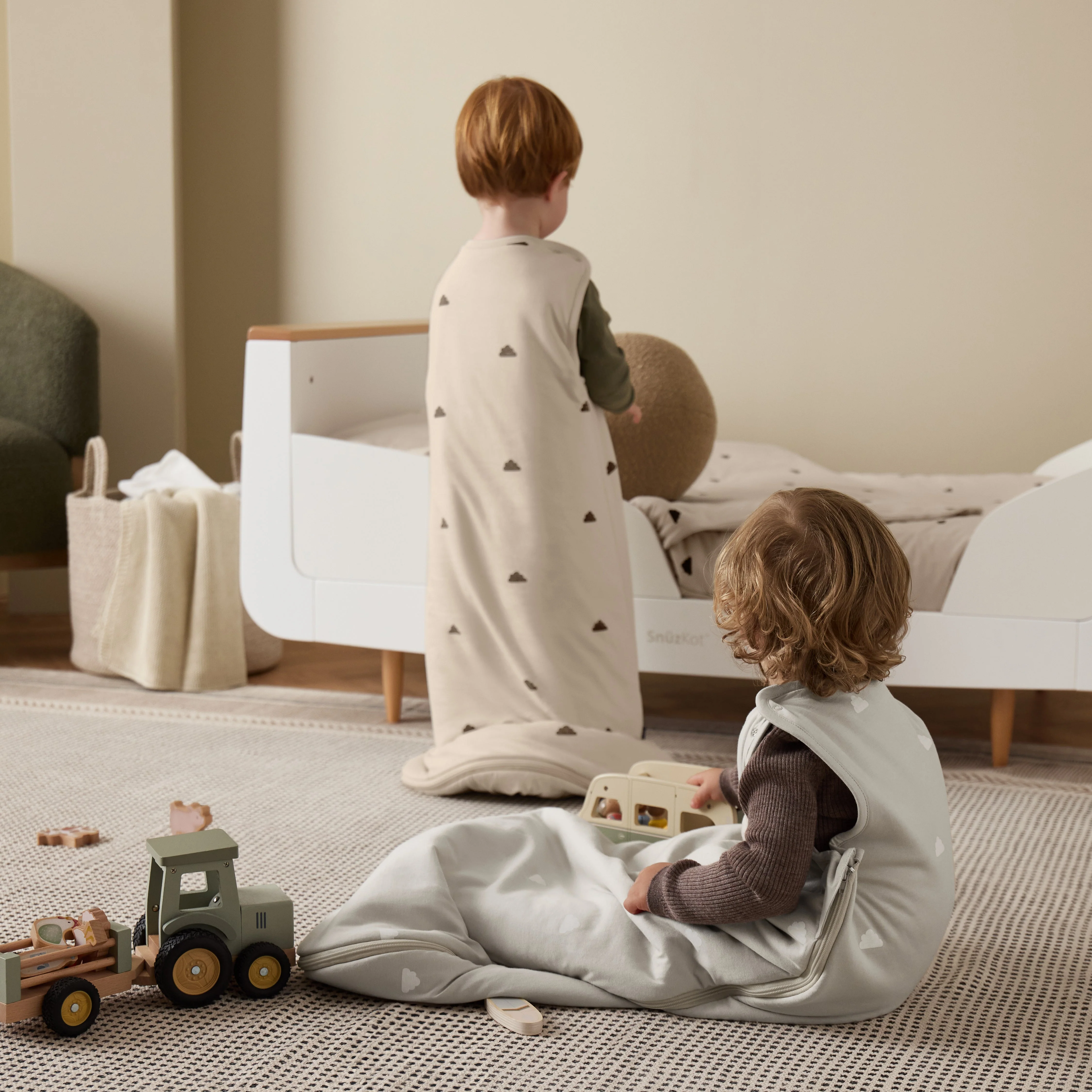 Snuz SnuzPouch Sleeping Bag - Sand Cloud - Image 10