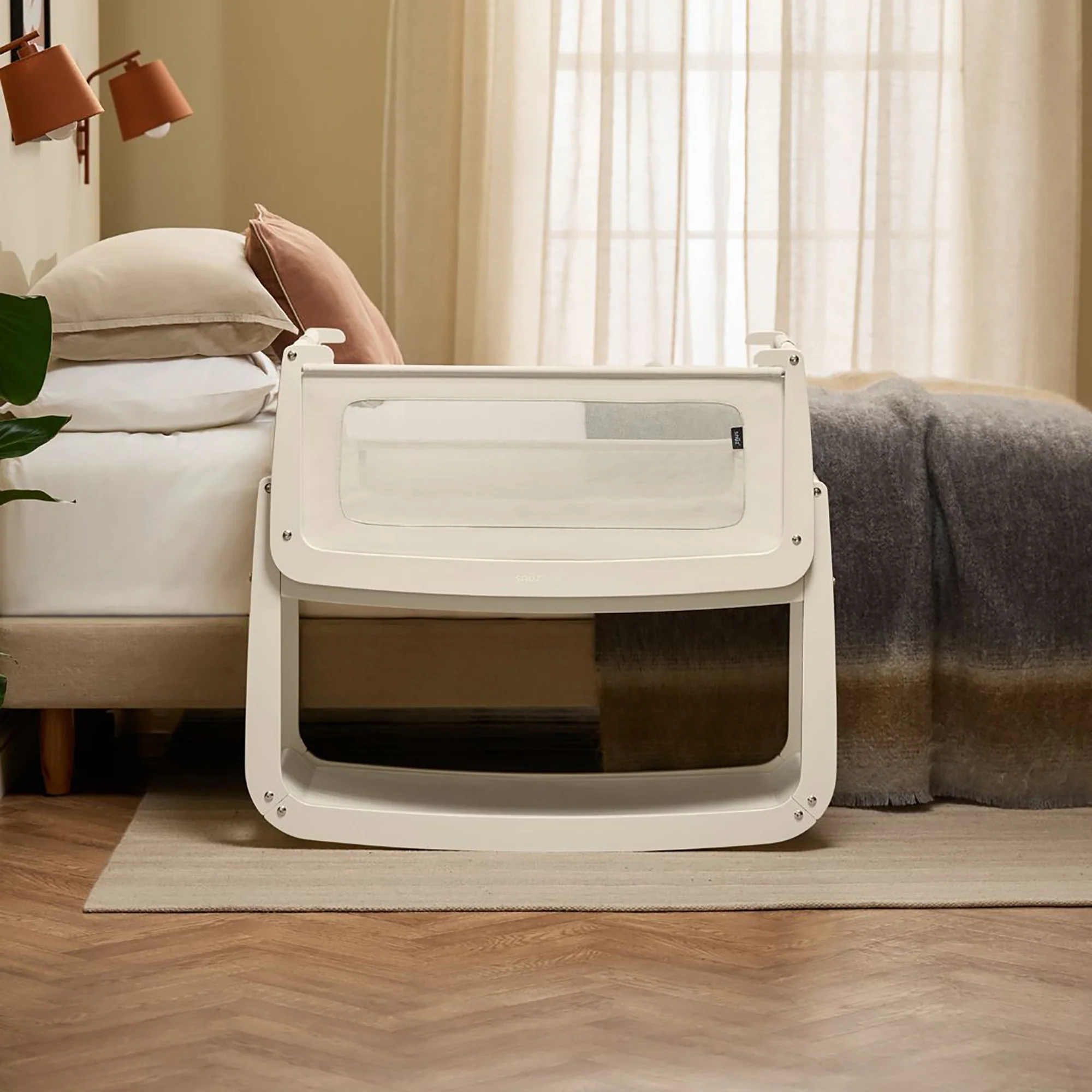 Snuz SnuzPod5 Bedside Bassinet - Cashmere