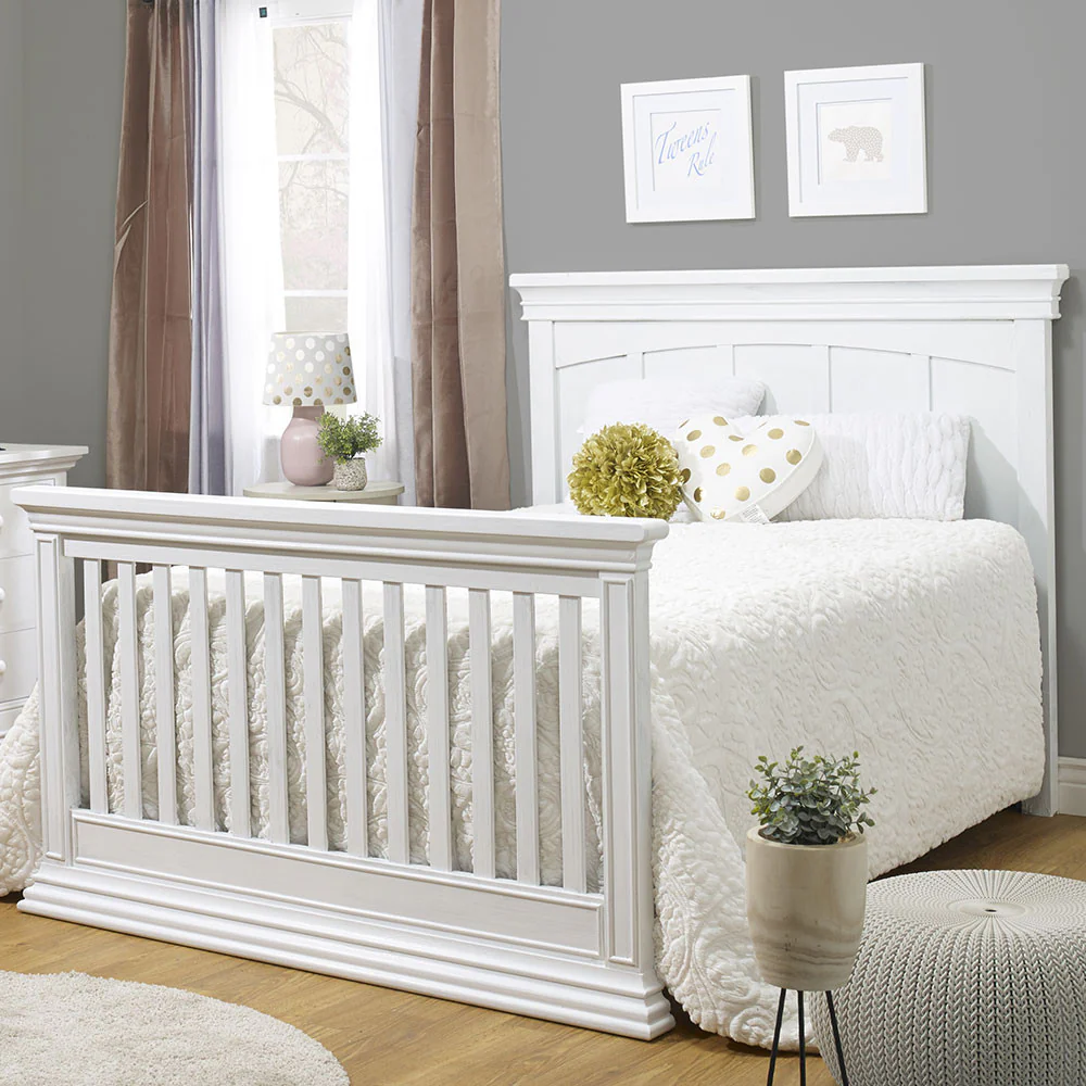 Sorelle Modesto Convertible Crib in White - Image 5