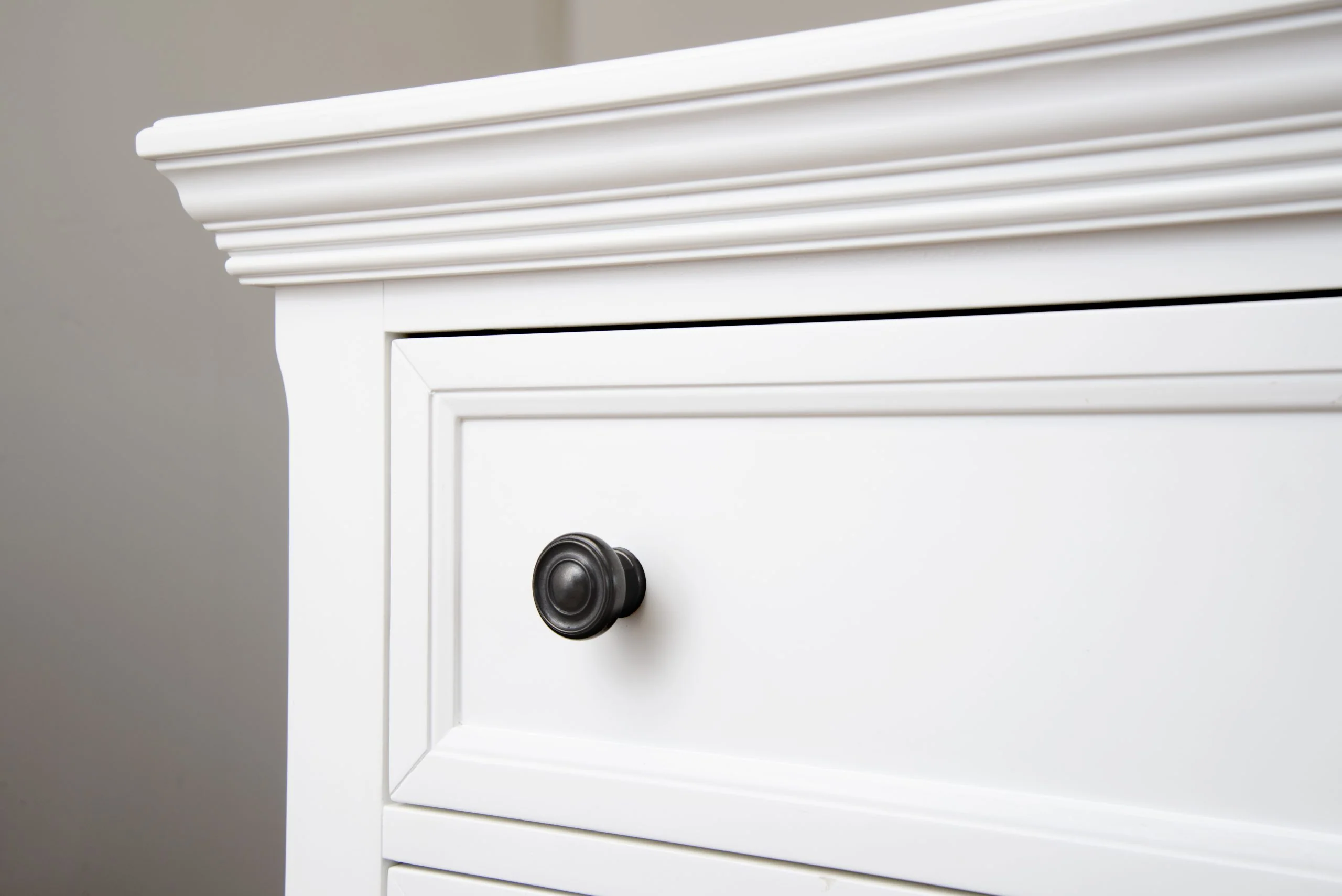 Sorelle Portico 5 Drawer Dresser - White - Image 2