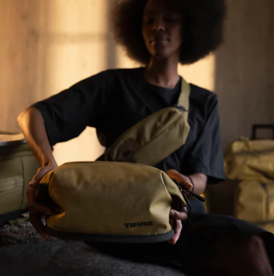 Thule Aion Toiletry Bag - Image 4