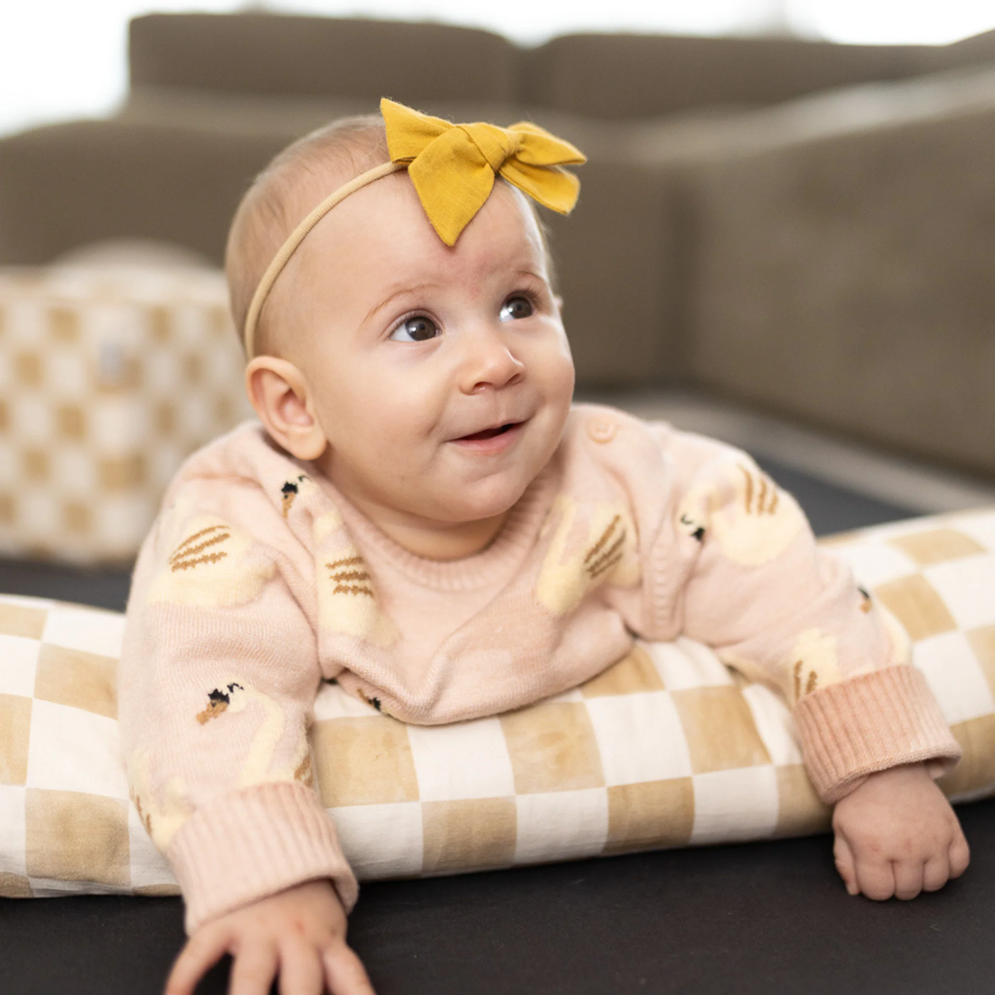Toki Kids Checker Toffee Support Pillow - Image 4