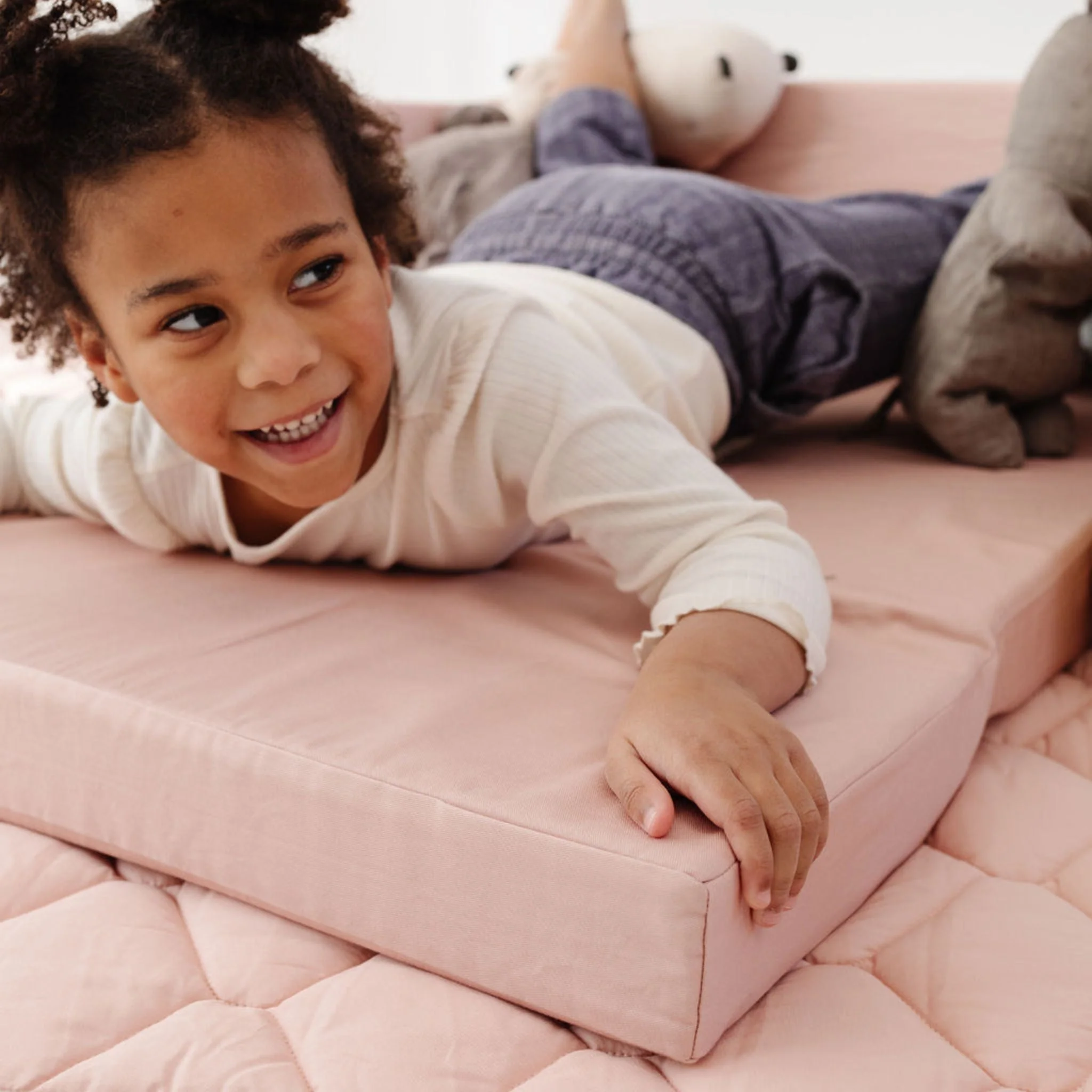 Toki Kids Tutu Play Couch - Image 5
