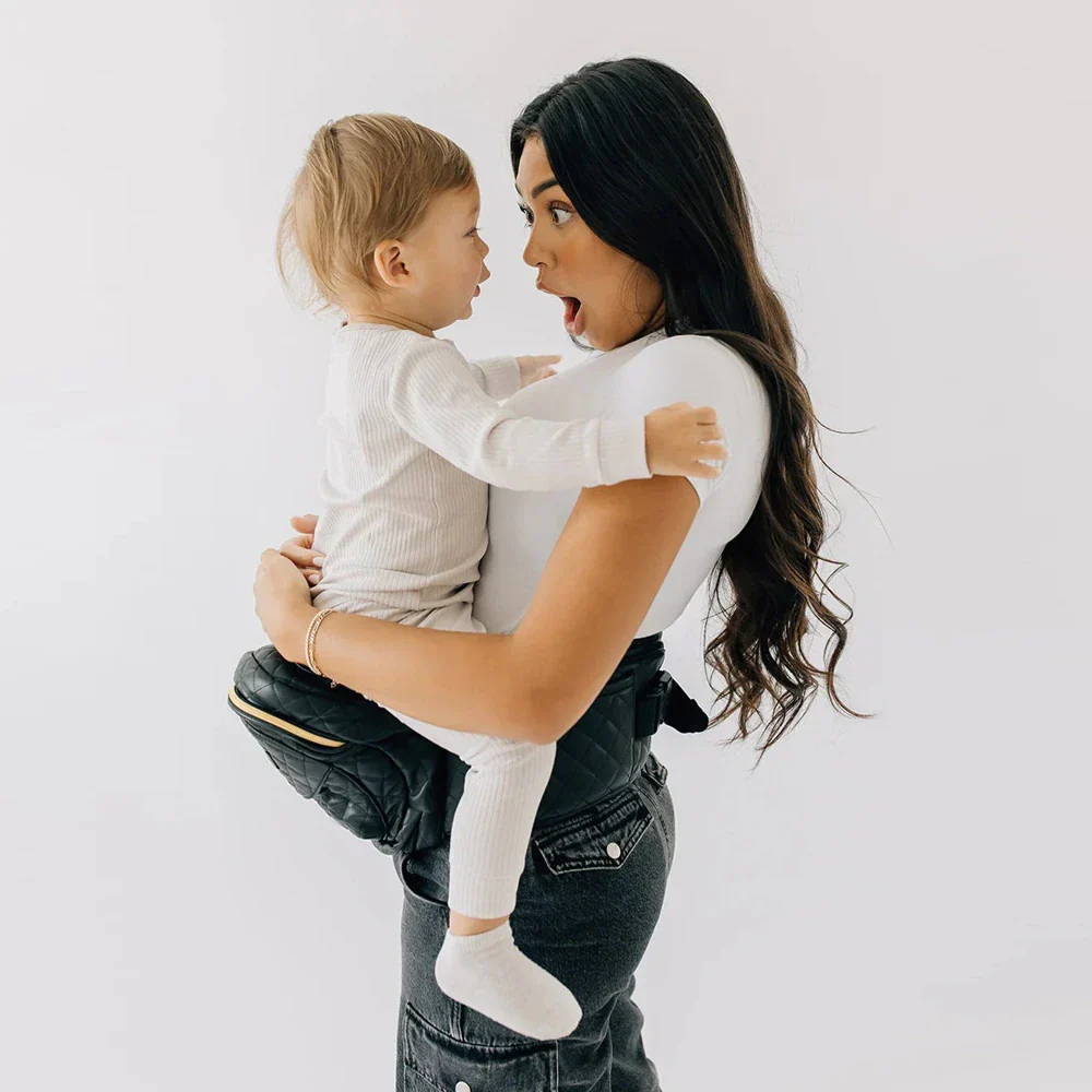 Tushbaby Hip Carrier - Image 25