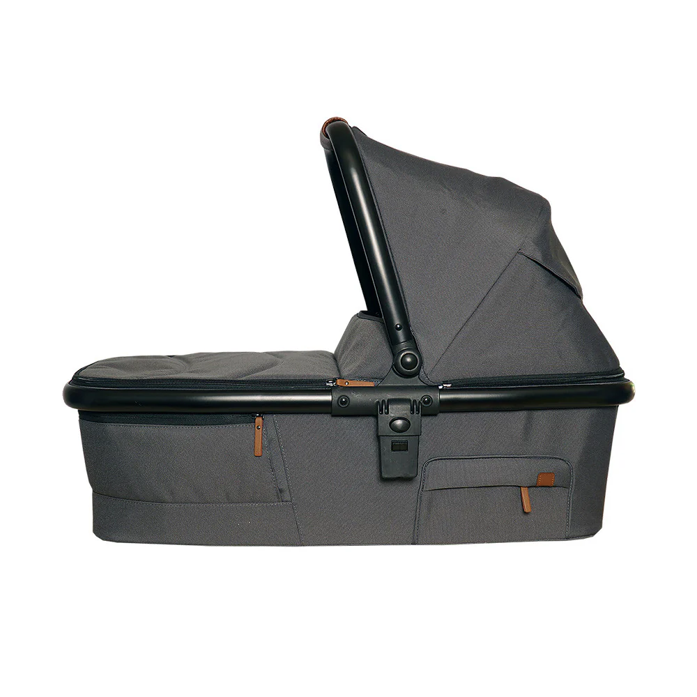 Venice Child Ventura Stand-Alone Bassinet